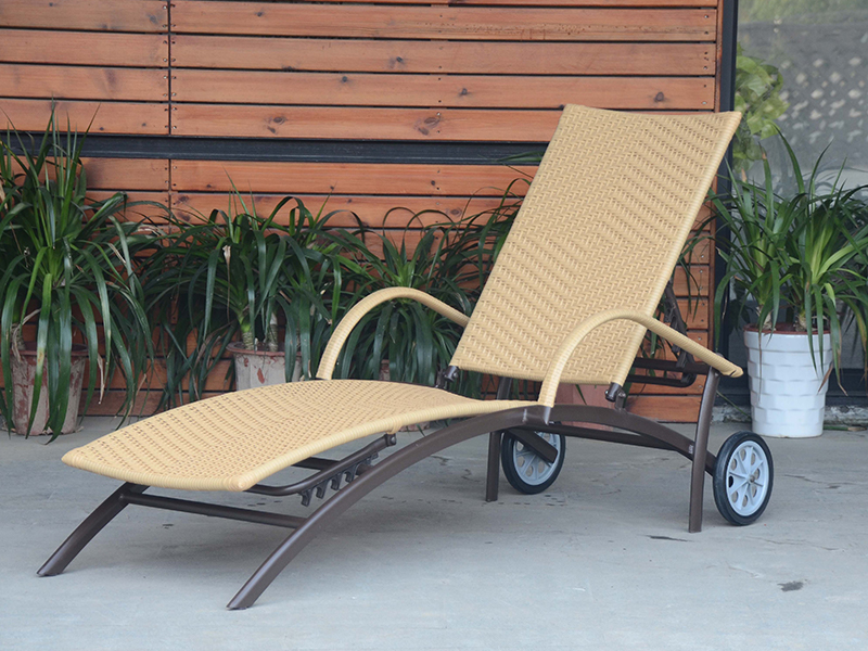 Outdoor Rattan Lounge s dvoma kolesami, hliníkový ratan salónik, hliníkové denné posedy, YQ-RB-404A